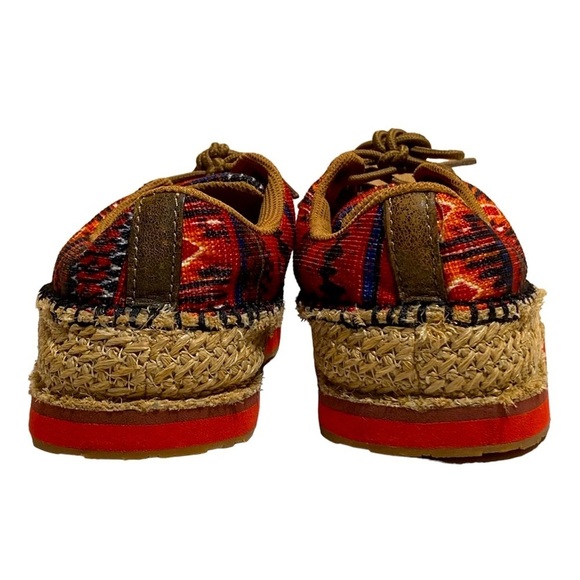 Rare Women’s Twisted X Indian Blanket style - Picture 4 of 8